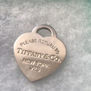 Tiffany large heart pendant